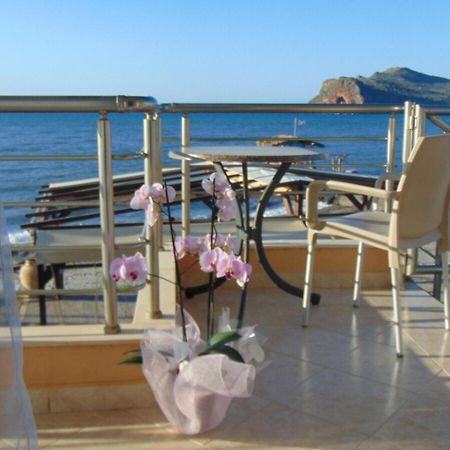 Comfy Beachfront Litinas Casa With Seaview La Canea Exterior foto